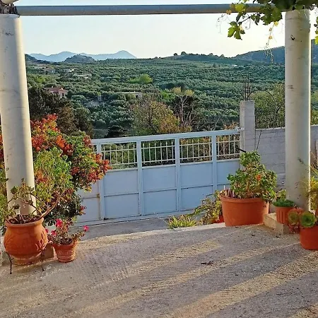 Peaceful Private Retreat In Countryside *